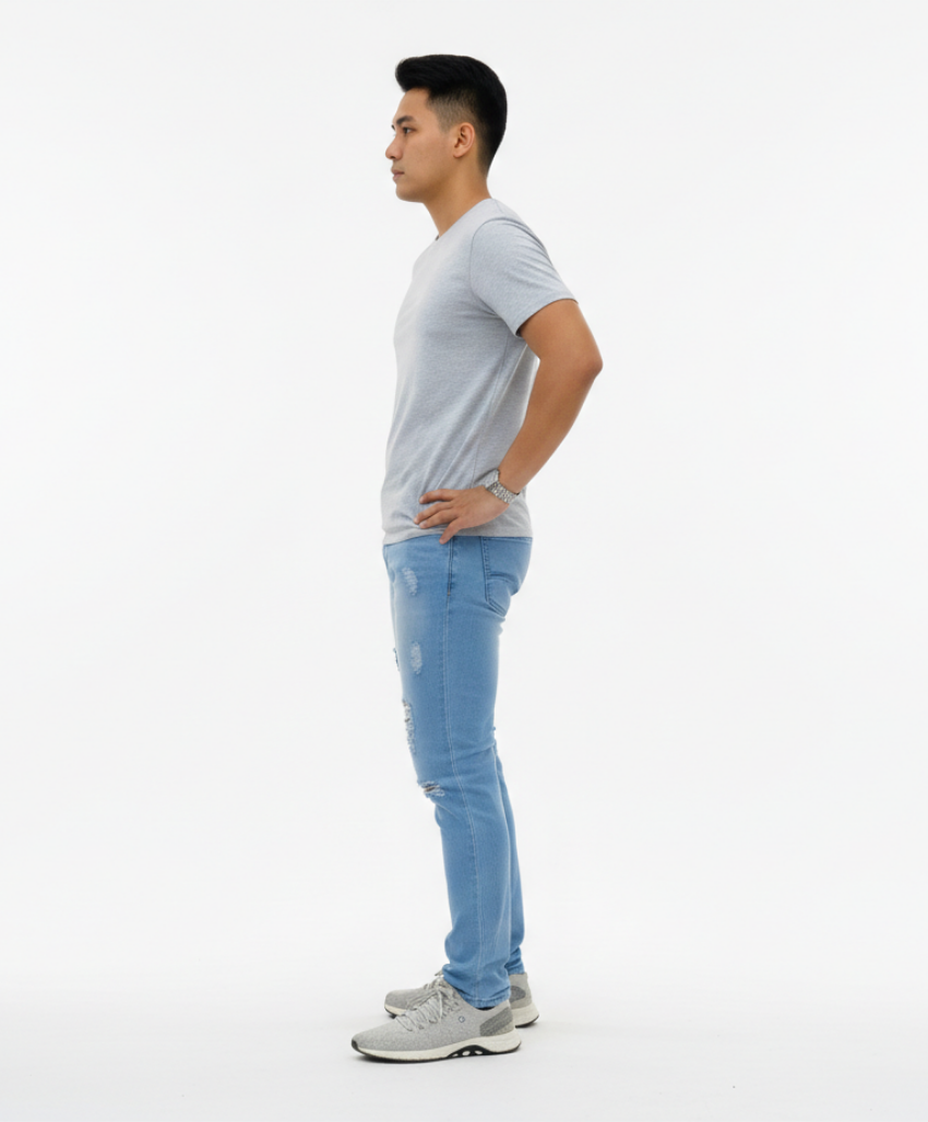 Modelo Ripped Jeans ( RUSH SALE!)